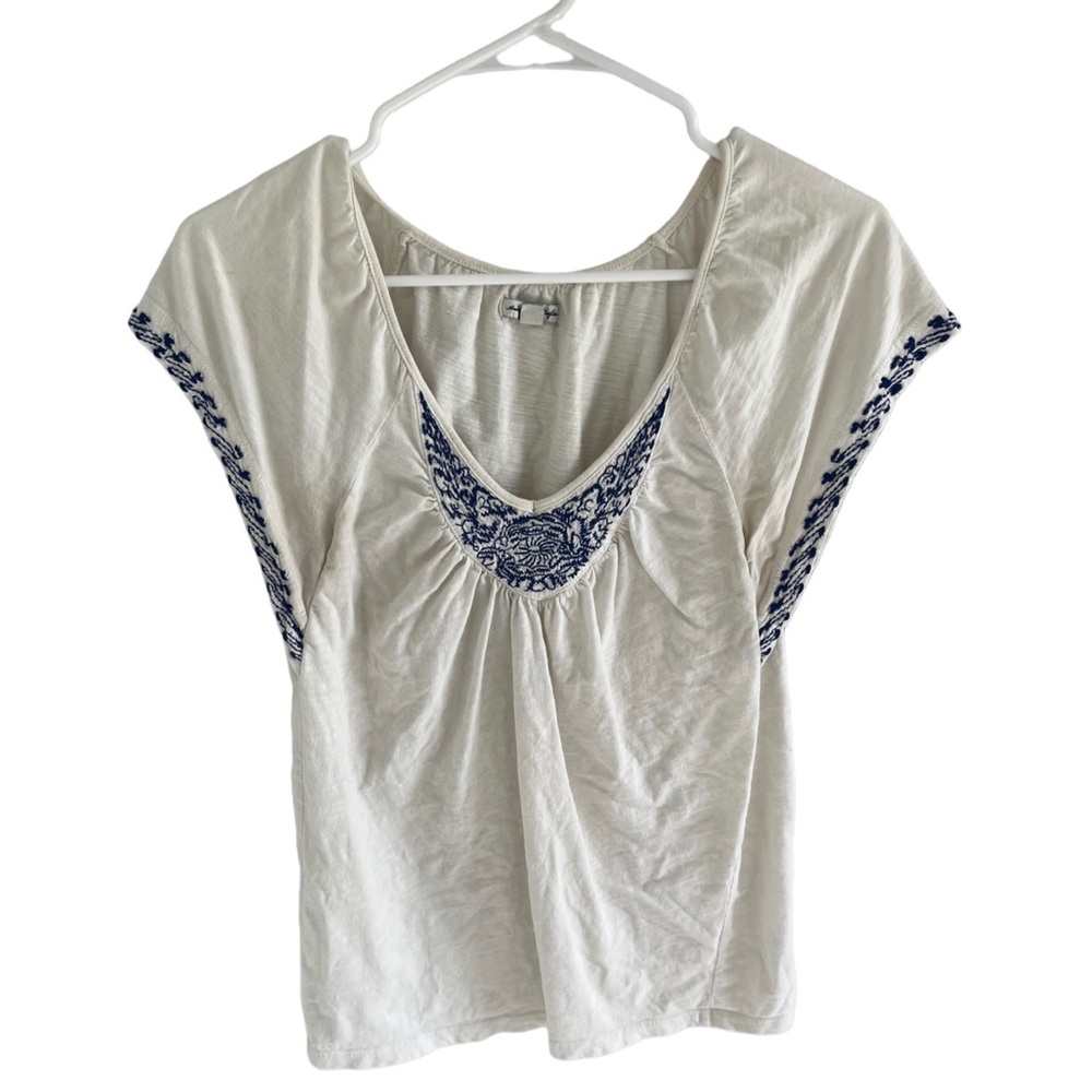 american eagle white shirt size small